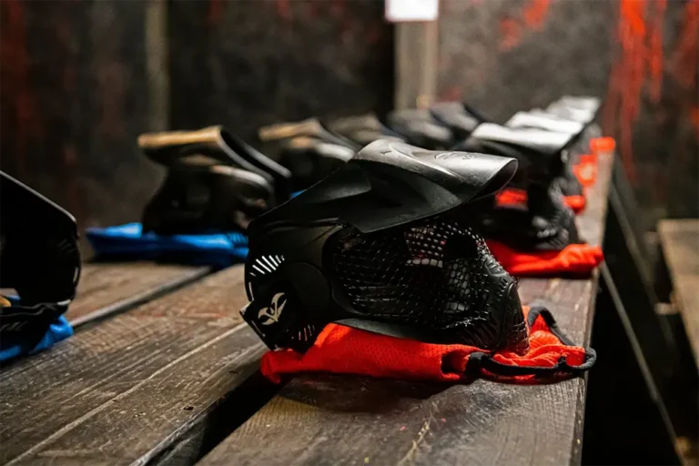 Nerf blasters, Unlimited Darts and Full Face Protection